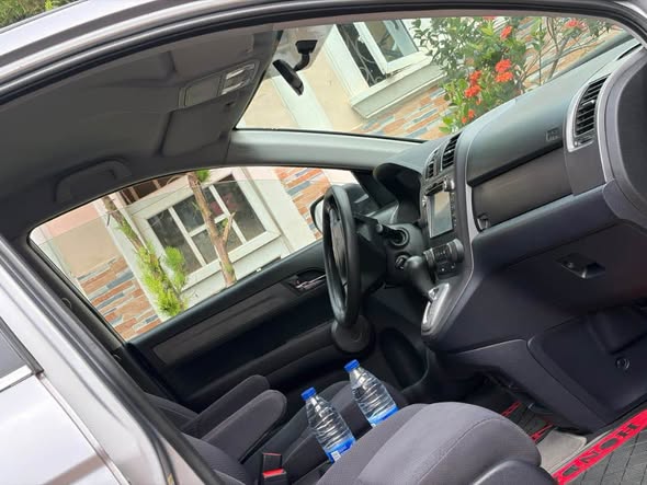 A picture of FOREIGN USED 2009 HONDA CR V