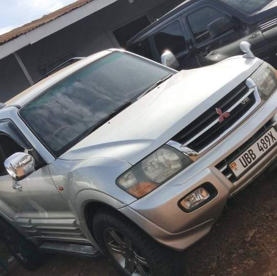A picture of MISITUBISHI AUTO DIESEL