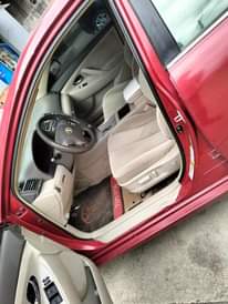 A picture of Extremely clean 07 camry 4 5m