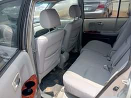 A picture of Highest grade Toyota Highlander 05 model Three rows seaters Everything