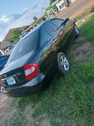 A picture of Toyoya Camry 2004