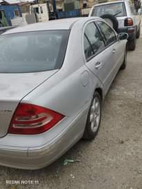 A picture of Mercedes C 200 Silver