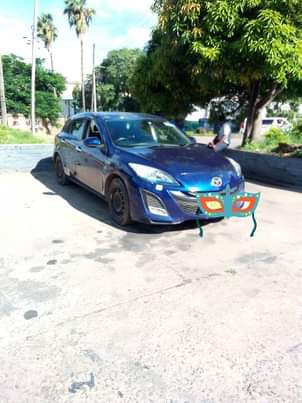 mazda axela