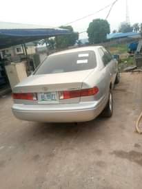A picture of Toyota Camry 2001