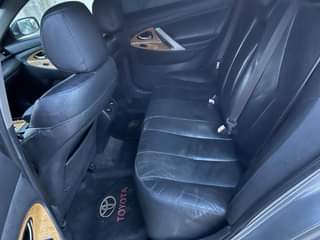 A picture of Toyota Camry 08