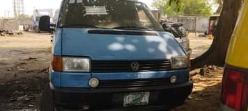 A picture of Very clean Volkswagen transporter
