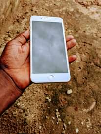 A picture of Iphone 7 plus mpyaaa gb128 bh99 finger saaf