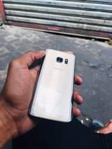 A picture of Samsung S7