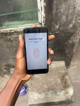 A picture of Iphone 8plus fingerprint is working perfect everything is working well
