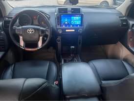 A picture of 2016 Toyota Prado with V6 Engine