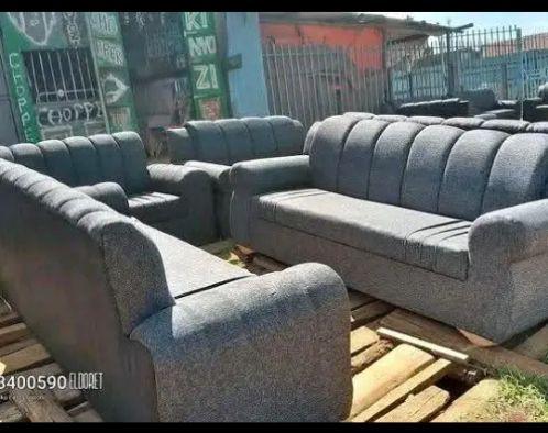 A picture of Sofa set