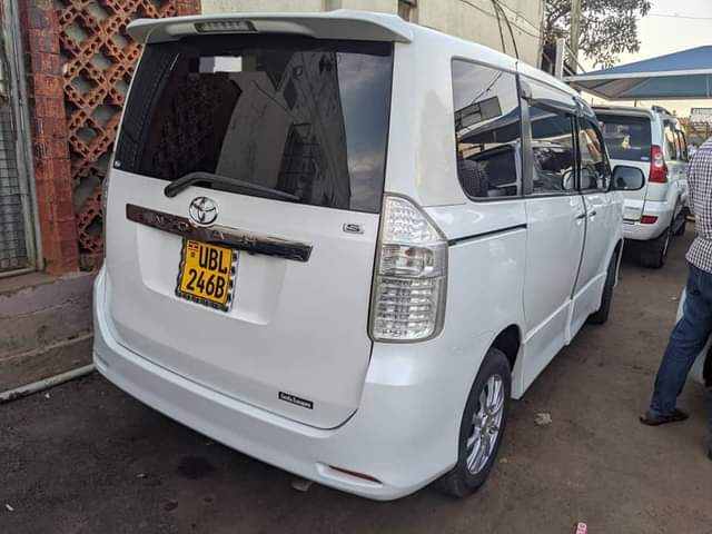 A picture of TOYOTA NOAH UBL PRICE 29M WSTUP0759539100 CALL0776717226