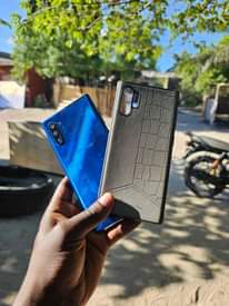 A picture of SAMSUNG NOTE 10
