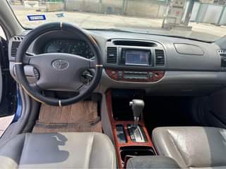 A picture of Old entry Camry 2004 model