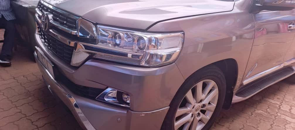 A picture of 2015 Toyota 2015