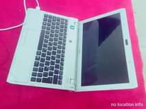 A picture of Sony size ya kati slimu safi bado mpyaaa