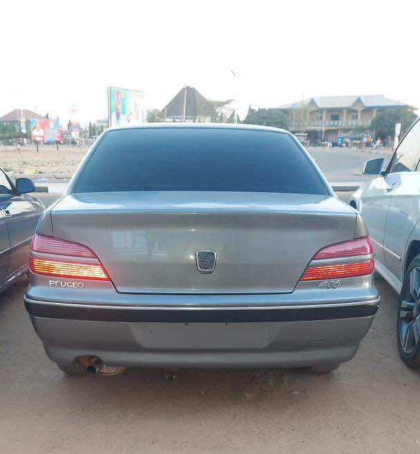A picture of Sari sari Belgium standard Peugeot 406 full 2004 modal buy