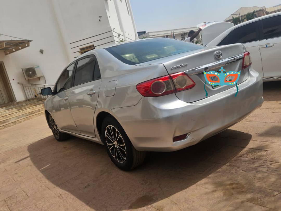A picture of 2013 Toyota Corolla model