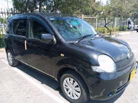 A picture of Toyota Sienta