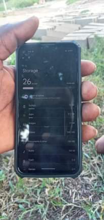 A picture of pixel 4a