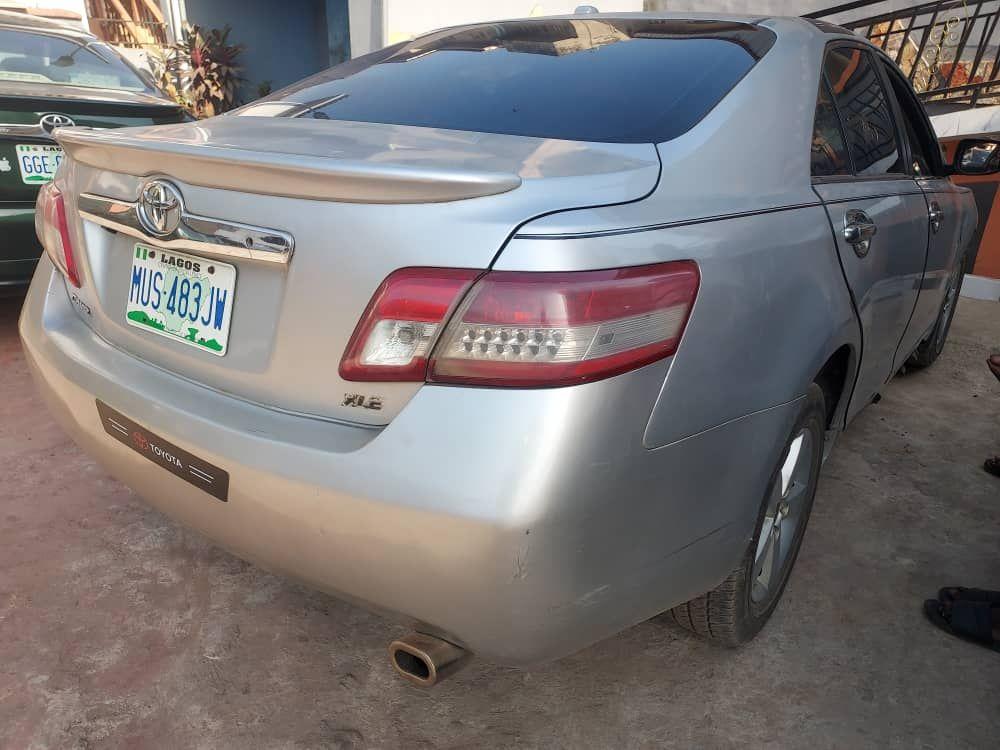 A picture of Toyota camry muscle XLE 011