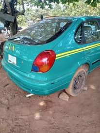 A picture of 2001 Toyota Corolla