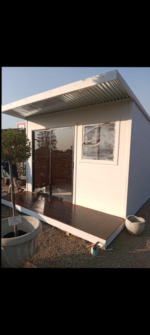 wendy house