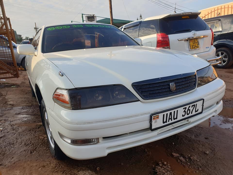 A picture of Toyota mark2 on sale Every good condition 0751690354