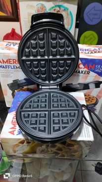 A picture of American used waffle makers Ugx 150 000