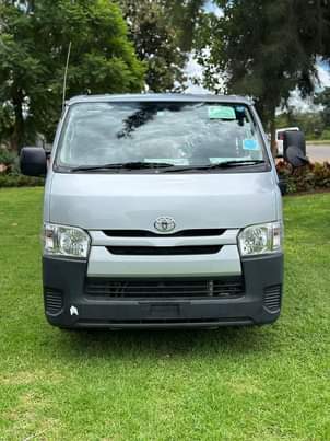 used toyota hiace