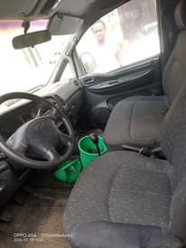 A picture of Hyundai H200 barley used untouched Engine and gear at owner