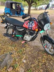 A picture of Boxer cc 125 Inauzwa ipo kawe bondeni PG 0769311974
