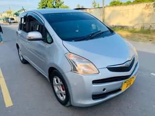 A picture of Toyota Ructis