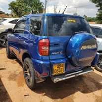 A picture of RAV4 2003 22M