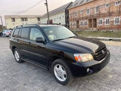 A picture of Toyota Highlander 2010 Model Limited edition price 5 6m 08102645967