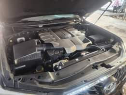 A picture of 2020 Land Cruiser V8 1yrs used price 55millon Location Abuja