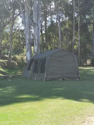 Caravan /.