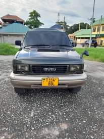 A picture of ISUZU BIGHORN