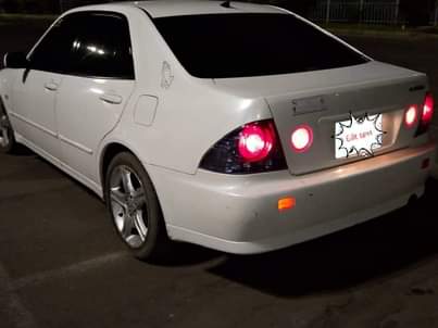 used toyota altezza