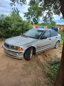 bmw 318i