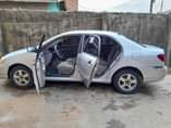 A picture of Toyota corolla 2004 very nearly used