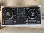 A picture of Numark platinum Fx