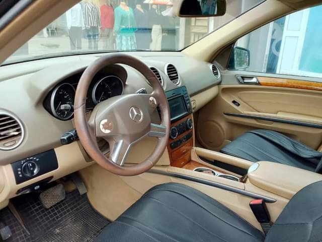 A picture of Mercerdes Benz ml350 2011