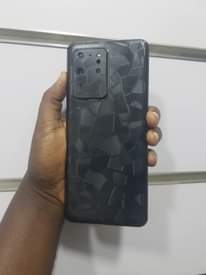 A picture of Samsung s20 ultra 5G