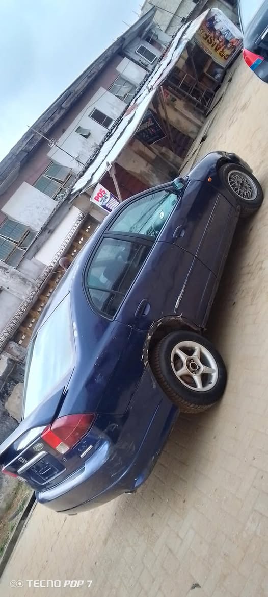 A picture of Honda Civic everything working perfectly fine Location akoka Yaba lagos