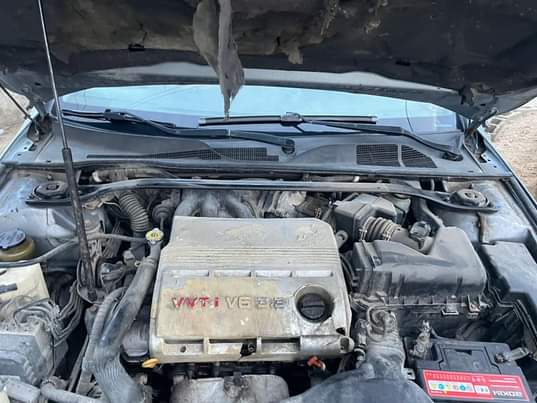 A picture of Toyota Solara 2007 model V6 engine