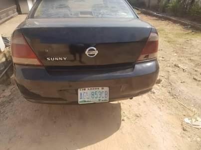 A picture of Nissan sunny 2010 do car is good engine and gear