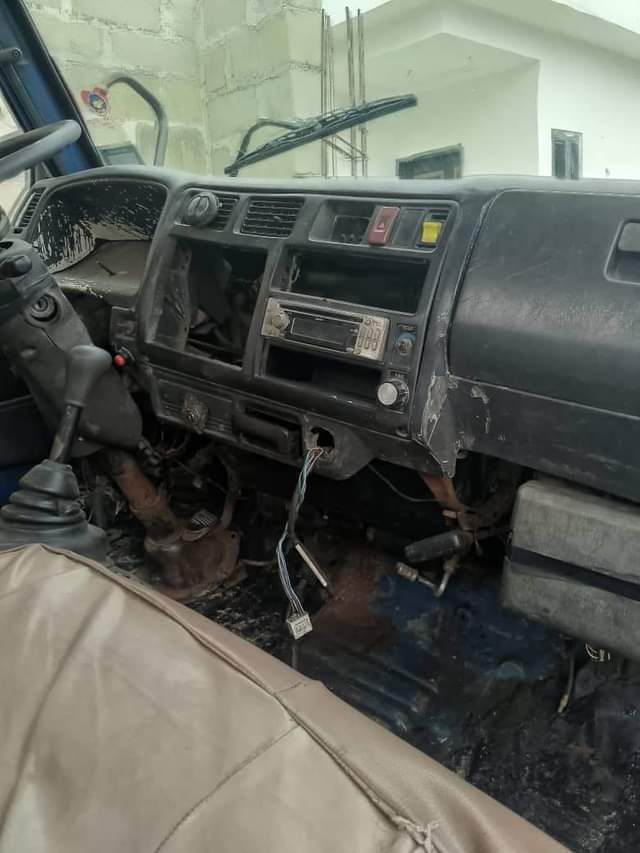 A picture of 1999 Toyota 1999