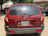 A picture of Clean Nigeria used Hyundai Santafe 2002 model 2.2million only