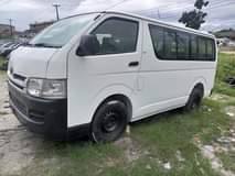 A picture of Clean Hummer bus for sale